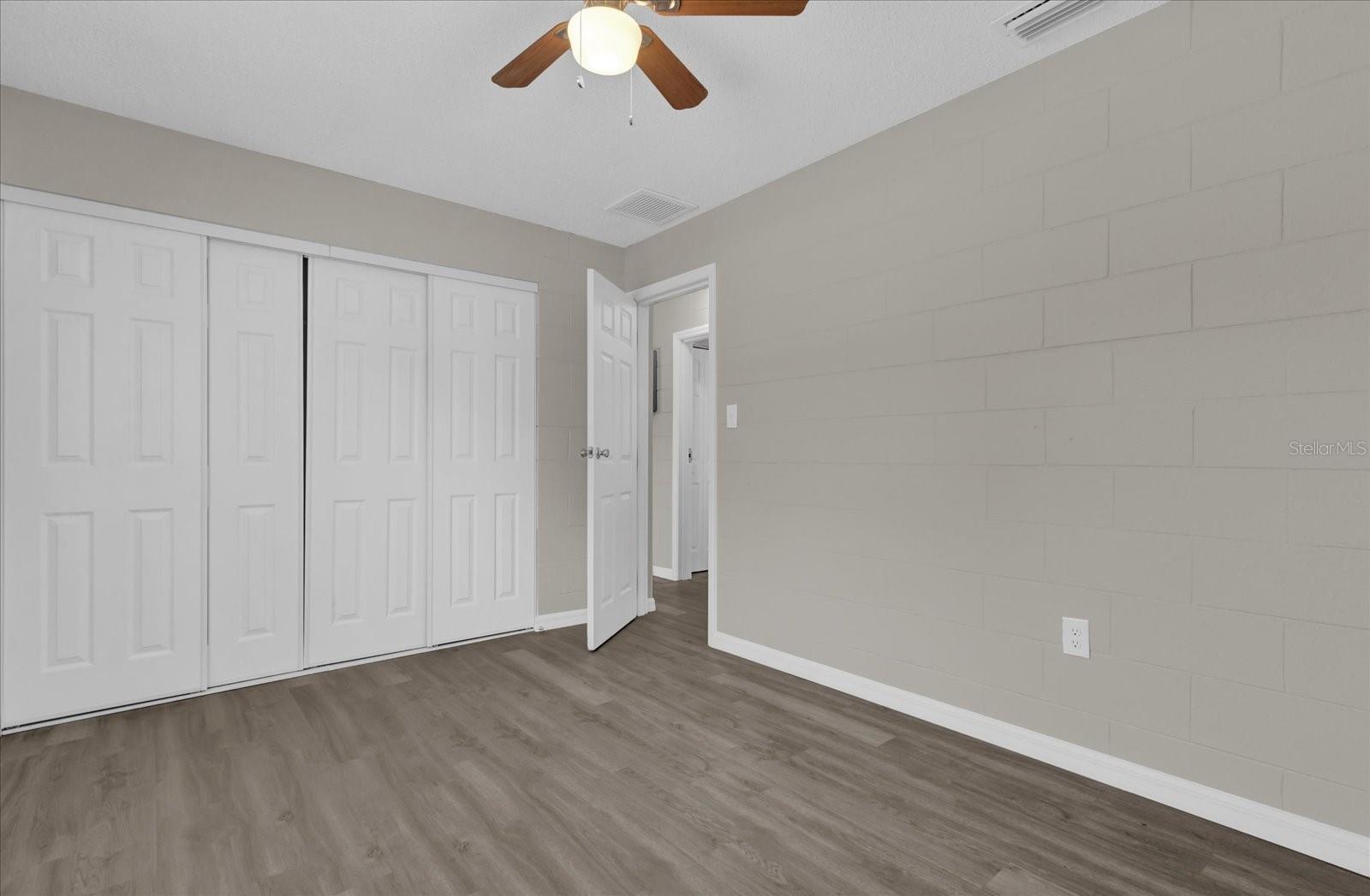 LEESBURG BEULAH HEIGHTS - Residential Lease