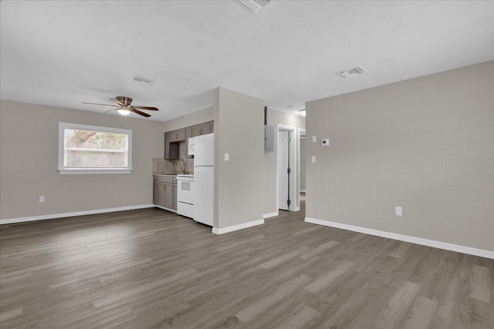 LEESBURG BEULAH HEIGHTS - Residential Lease