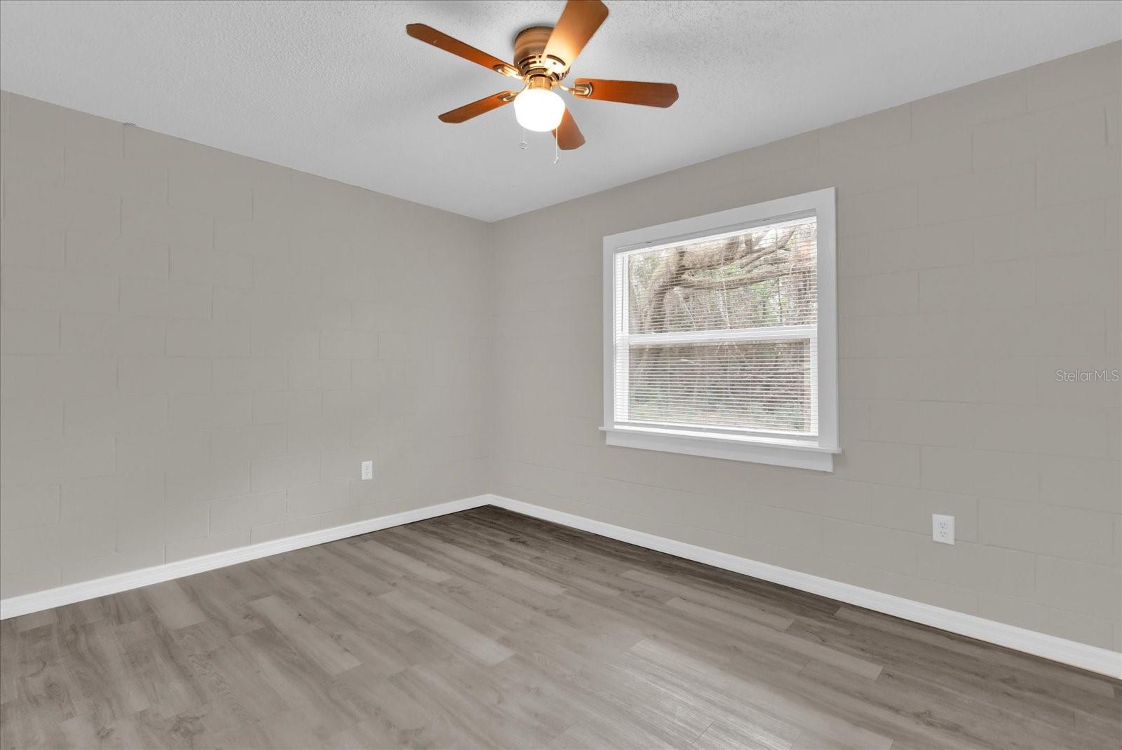 LEESBURG BEULAH HEIGHTS - Residential Lease