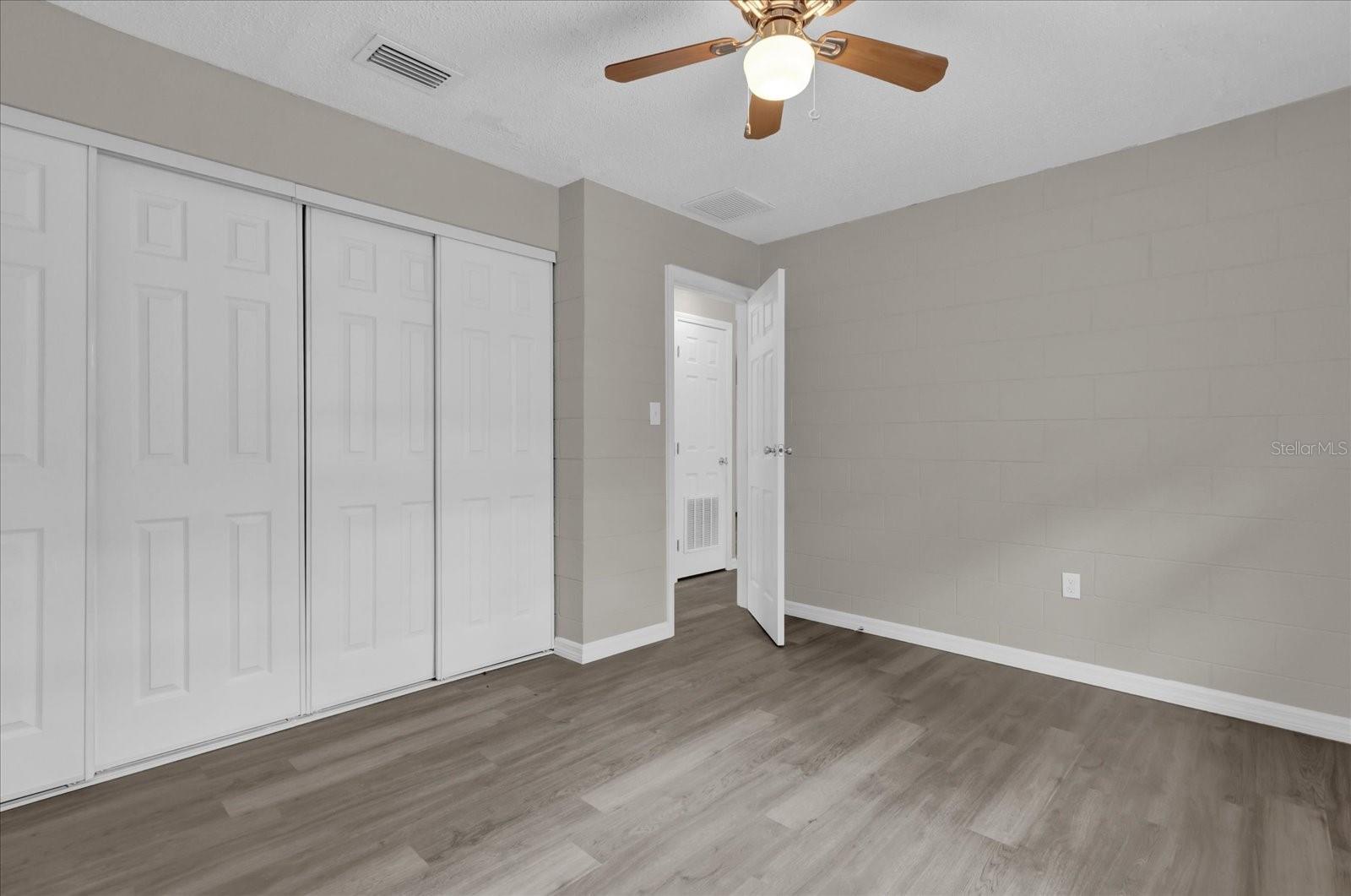 LEESBURG BEULAH HEIGHTS - Residential Lease