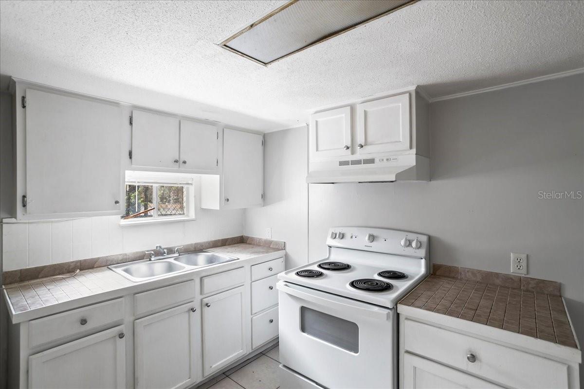 LAKE ADD - Residential Income