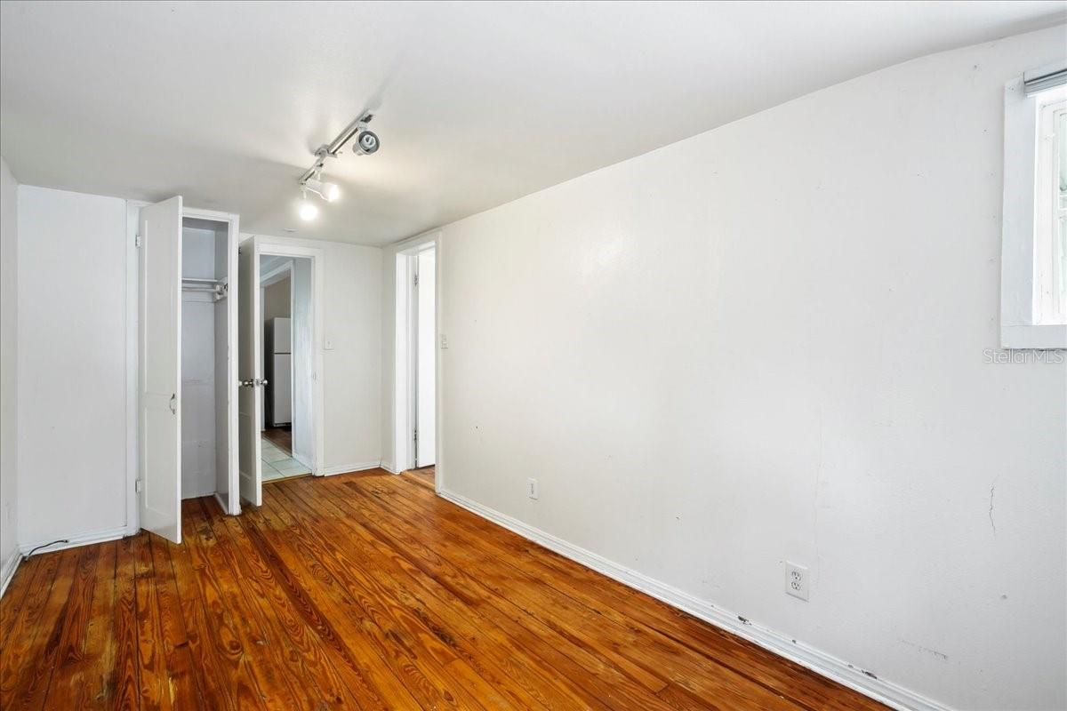 LAKE ADD - Residential Income