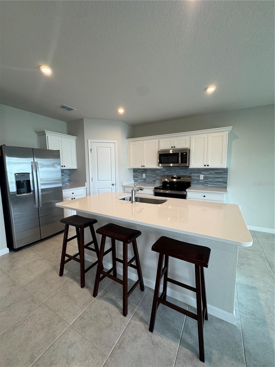 GRACELYN GRV PH 2 - Residential Lease