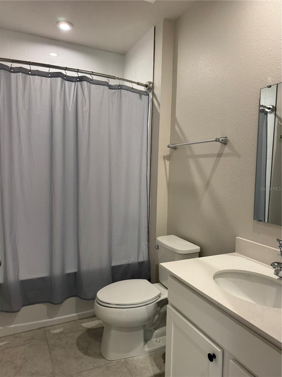 GRACELYN GRV PH 2 - Residential Lease