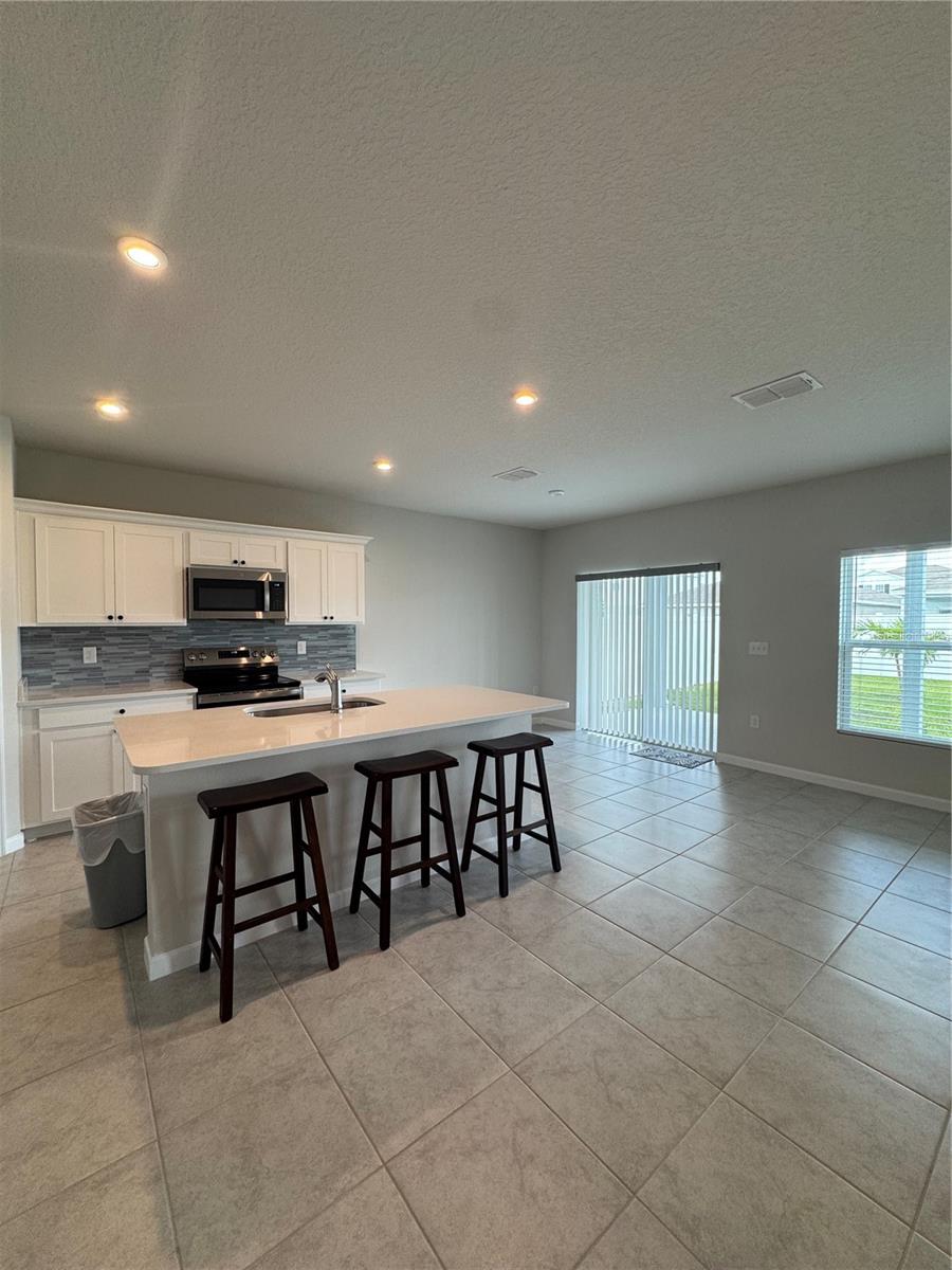 GRACELYN GRV PH 2 - Residential Lease