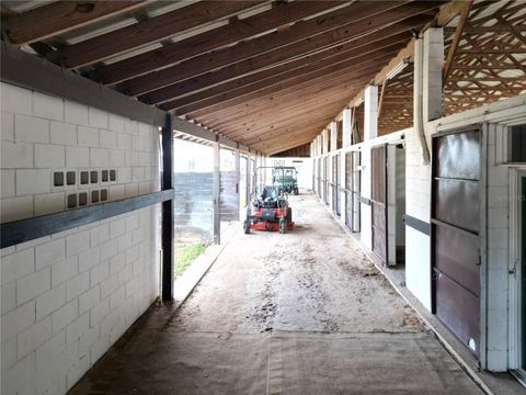 Tiny photo for 21051 SE 42nd Street, Morriston, FL 32668 (MLS # OM717505)