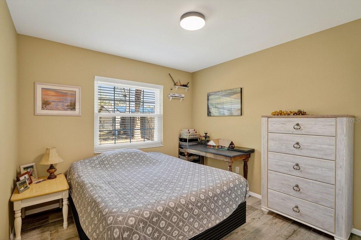 LAUREL OAKS REP - Residential