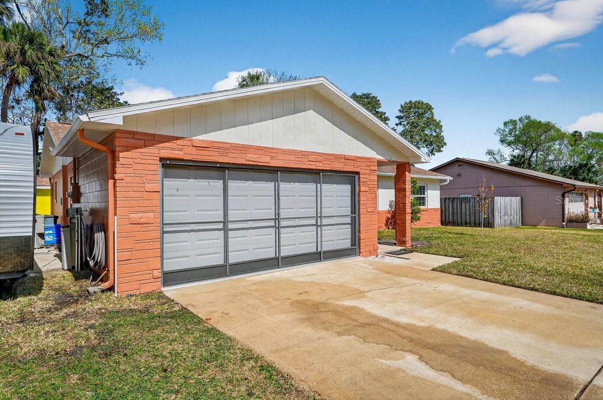 LAUREL OAKS REP - Residential