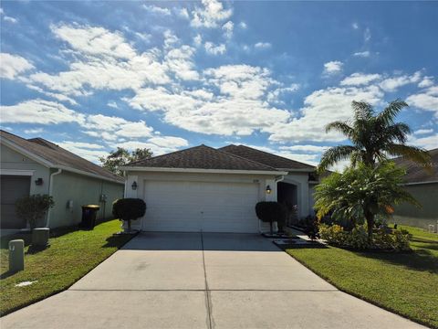 A home in LAKELAND