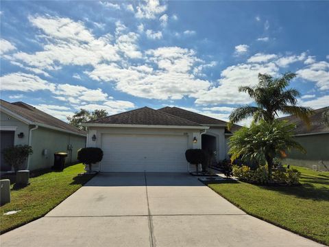 A home in LAKELAND