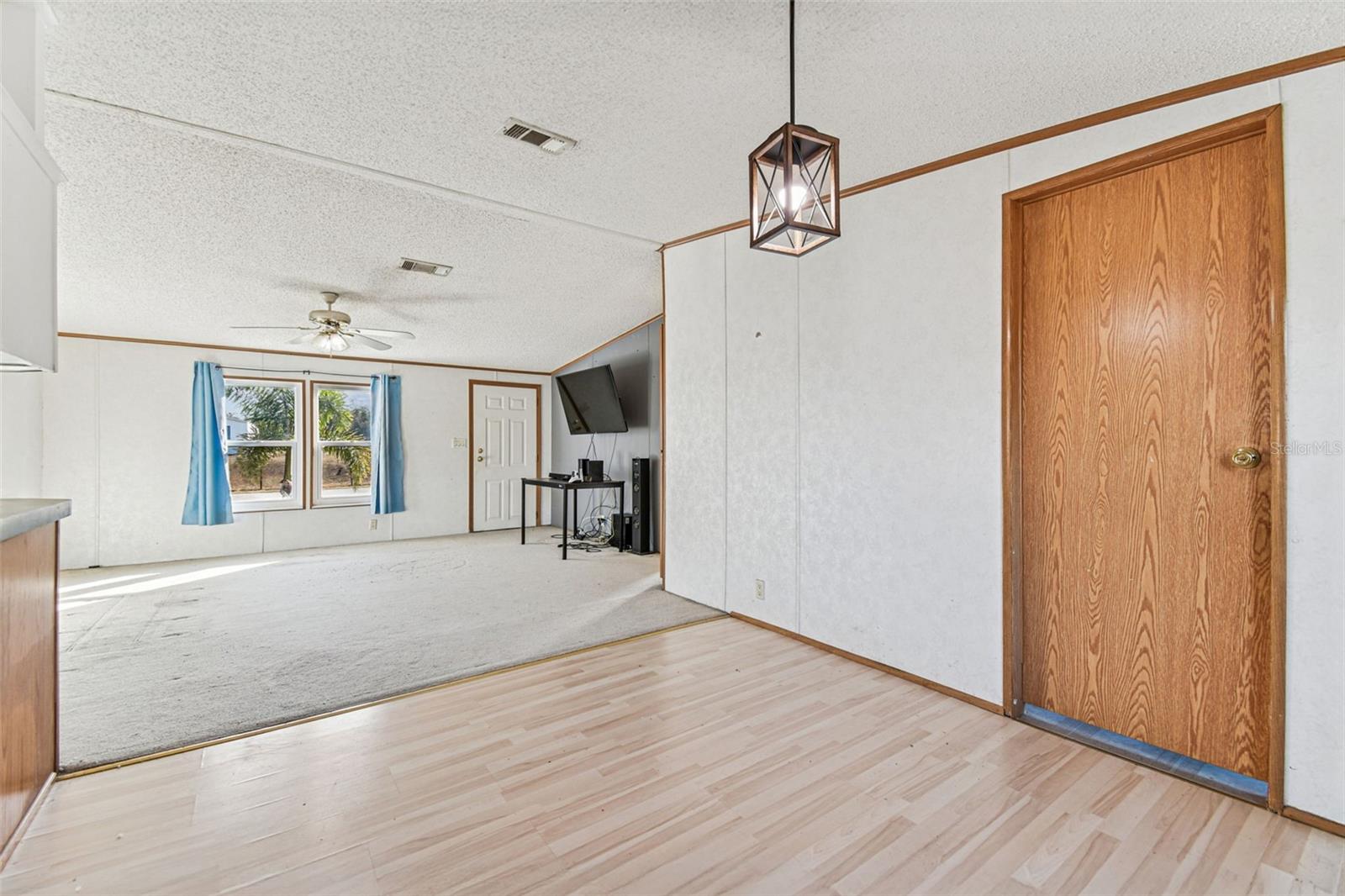 BELMONT WOODS - Residential