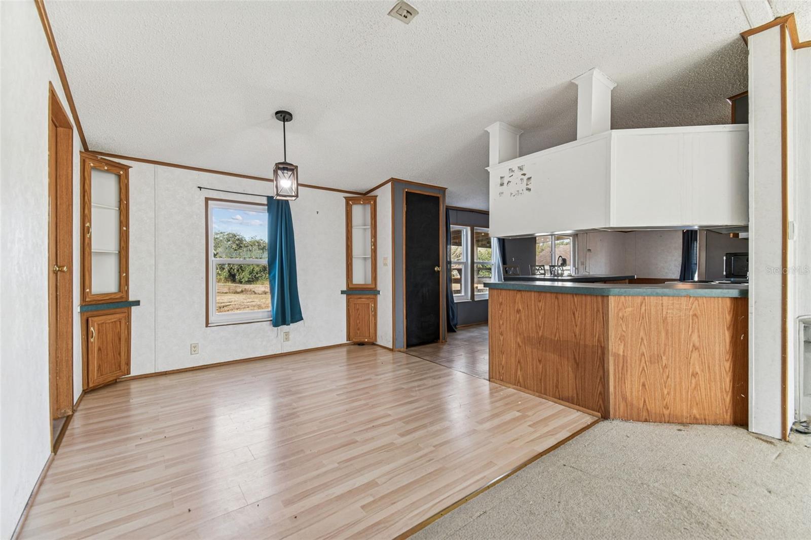 BELMONT WOODS - Residential