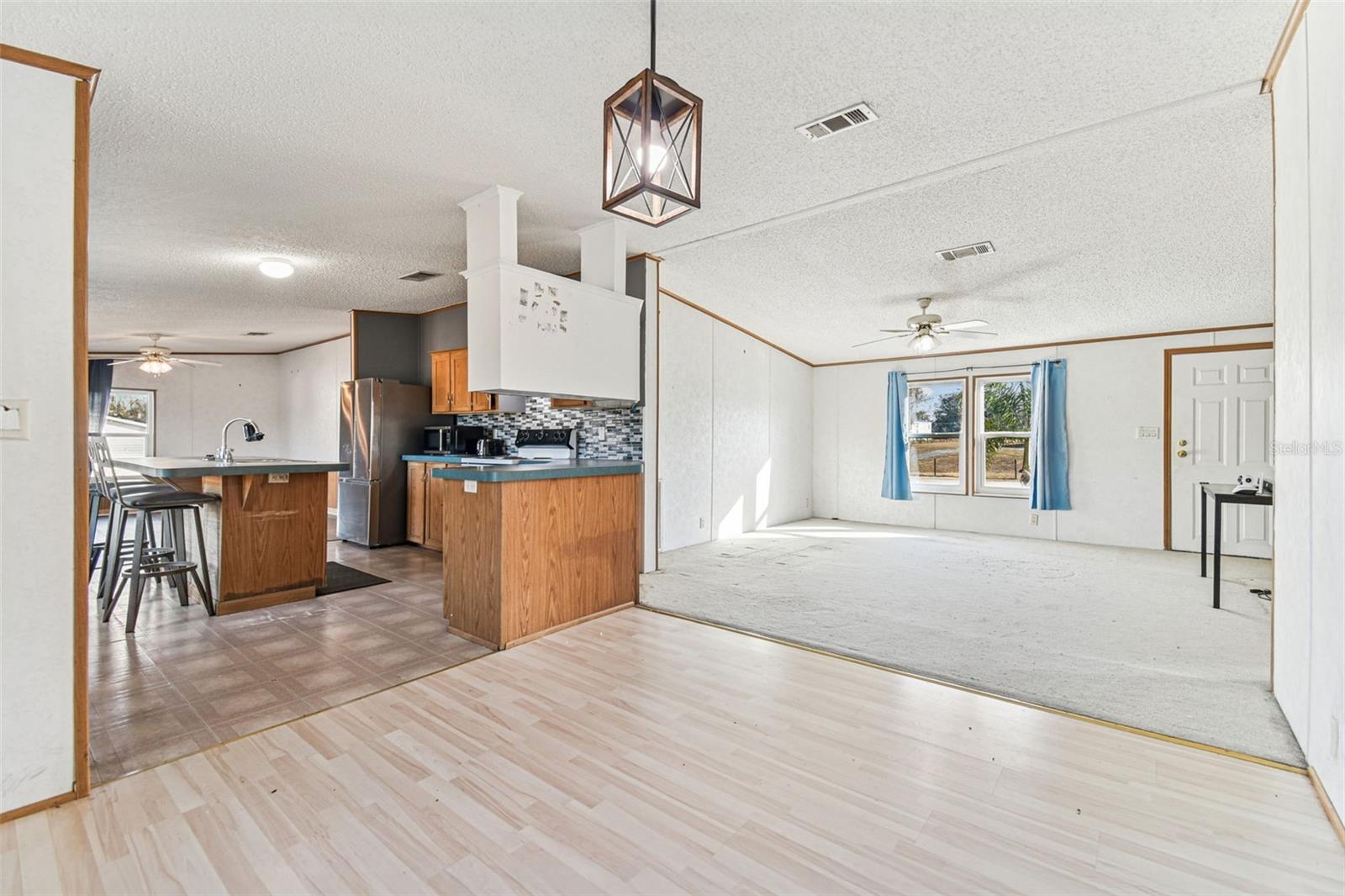 BELMONT WOODS - Residential