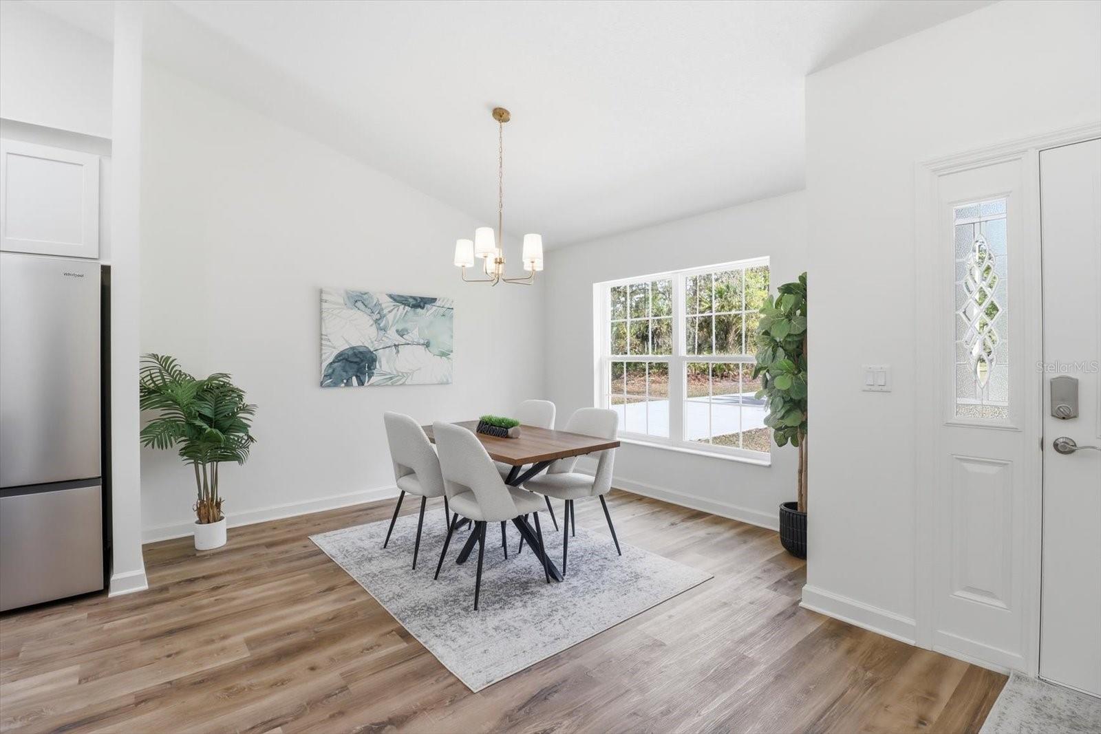 CRYSTAL MANOR UNIT 02 - Residential