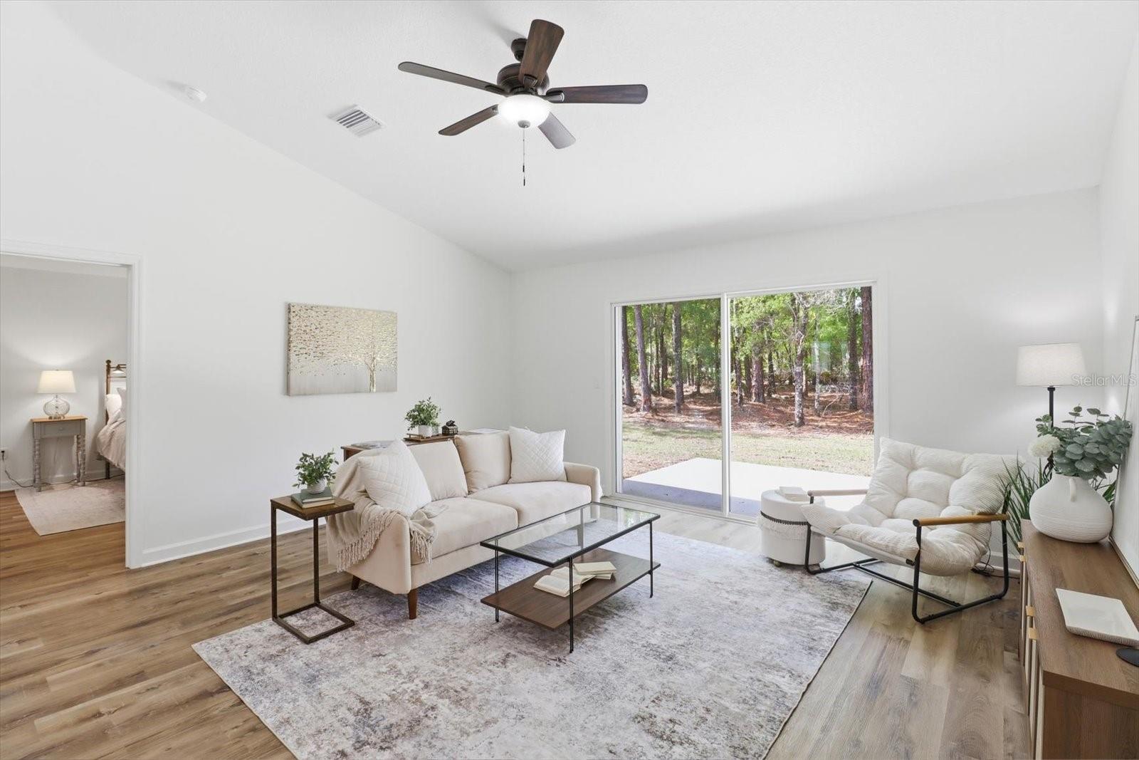 CRYSTAL MANOR UNIT 02 - Residential