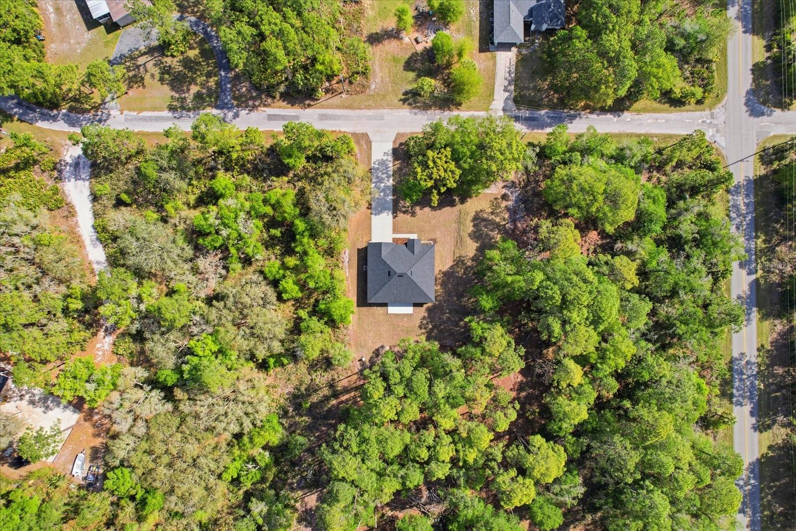 CRYSTAL MANOR UNIT 02 - Residential