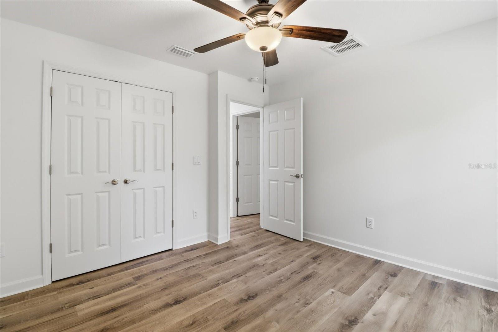 CRYSTAL MANOR UNIT 02 - Residential