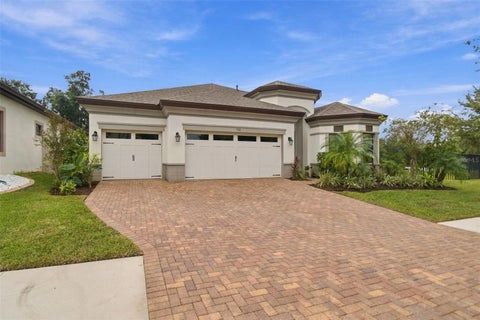 Photo of 901 Grand Cresta Avenue, Brandon, FL 33511 (MLS # TB8550591)