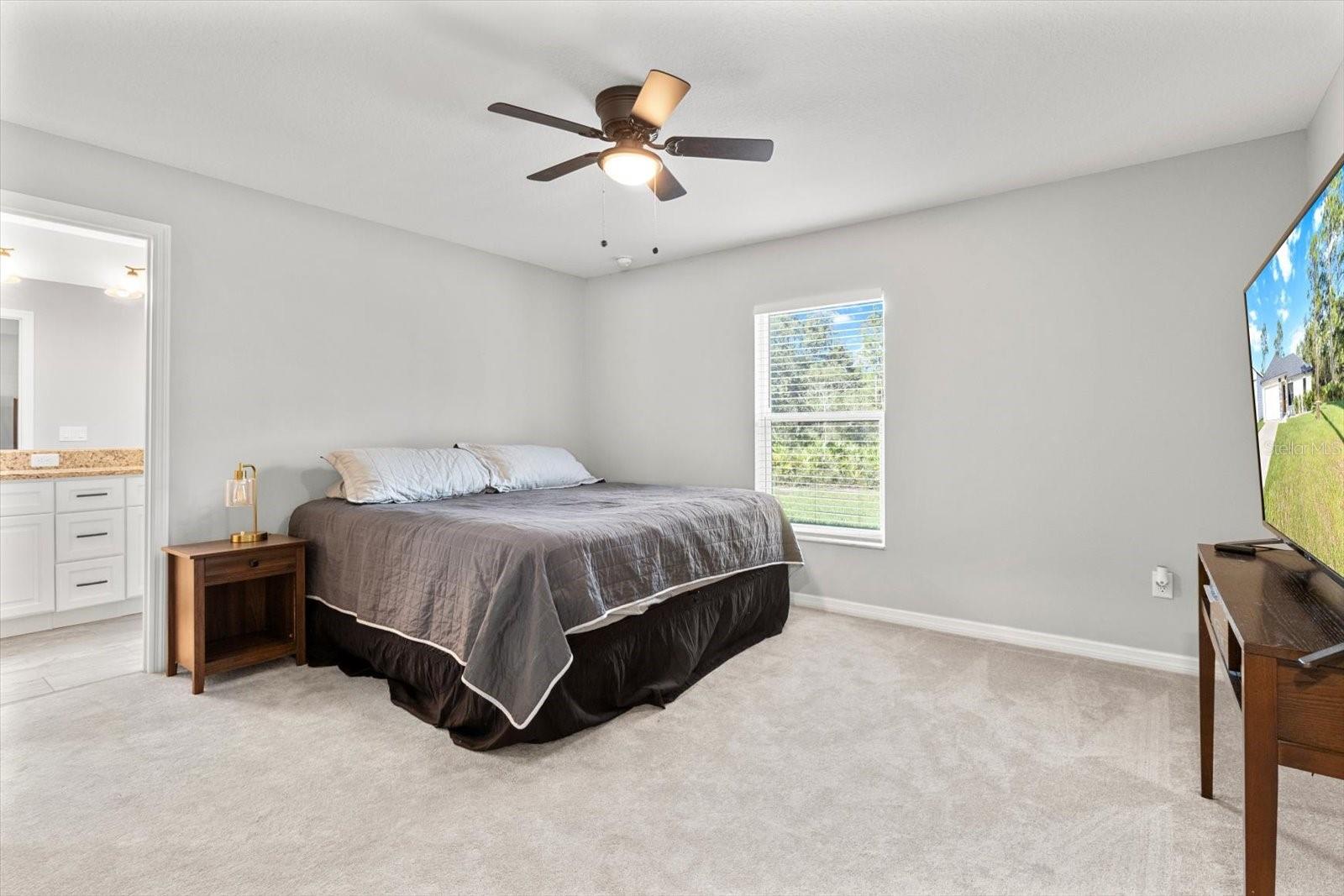 CRYSTAL MANOR UNIT 02 - Residential