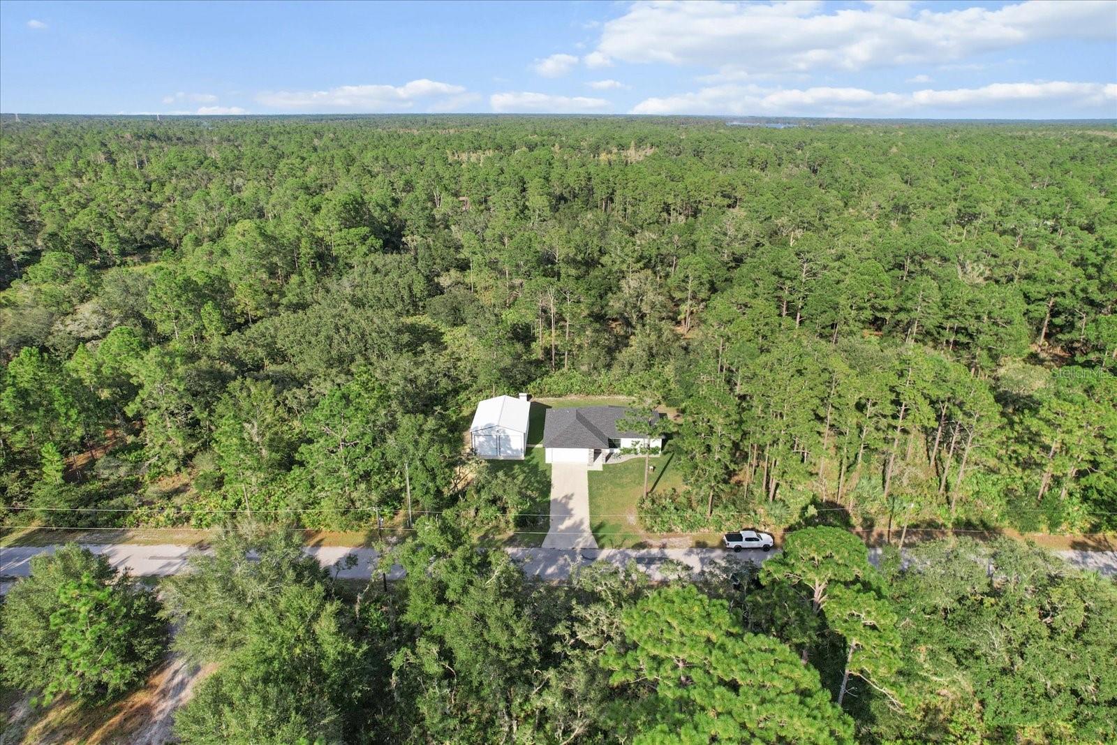 CRYSTAL MANOR UNIT 02 - Residential