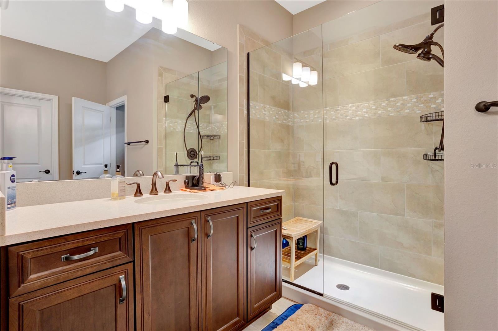 CASCADES/GROVELAND-PH 5 - Residential
