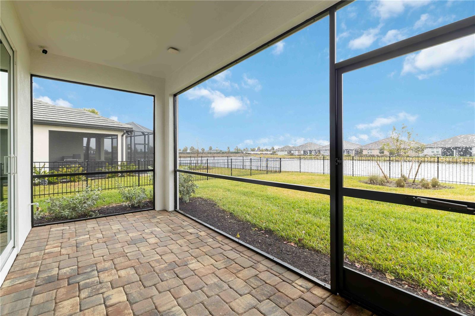 SWEETWATER AT LAKEWOOD RANCH PH I & II - Residential