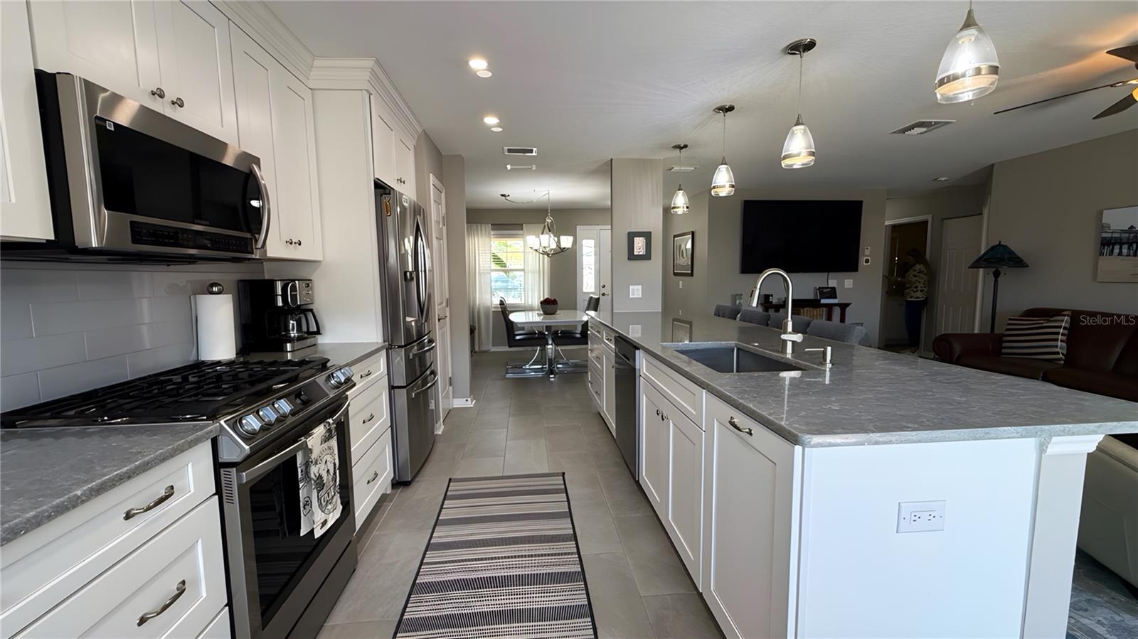 9047 SW 102ND CIRCLE