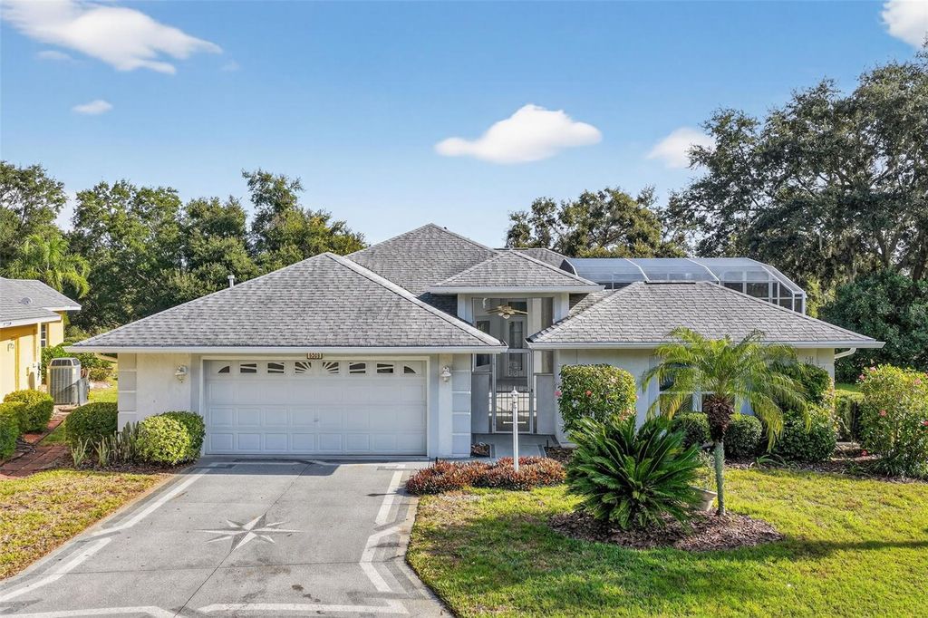 Photo of 5309 Cornwall Court, Leesburg, FL 34748 (MLS # G5105719)