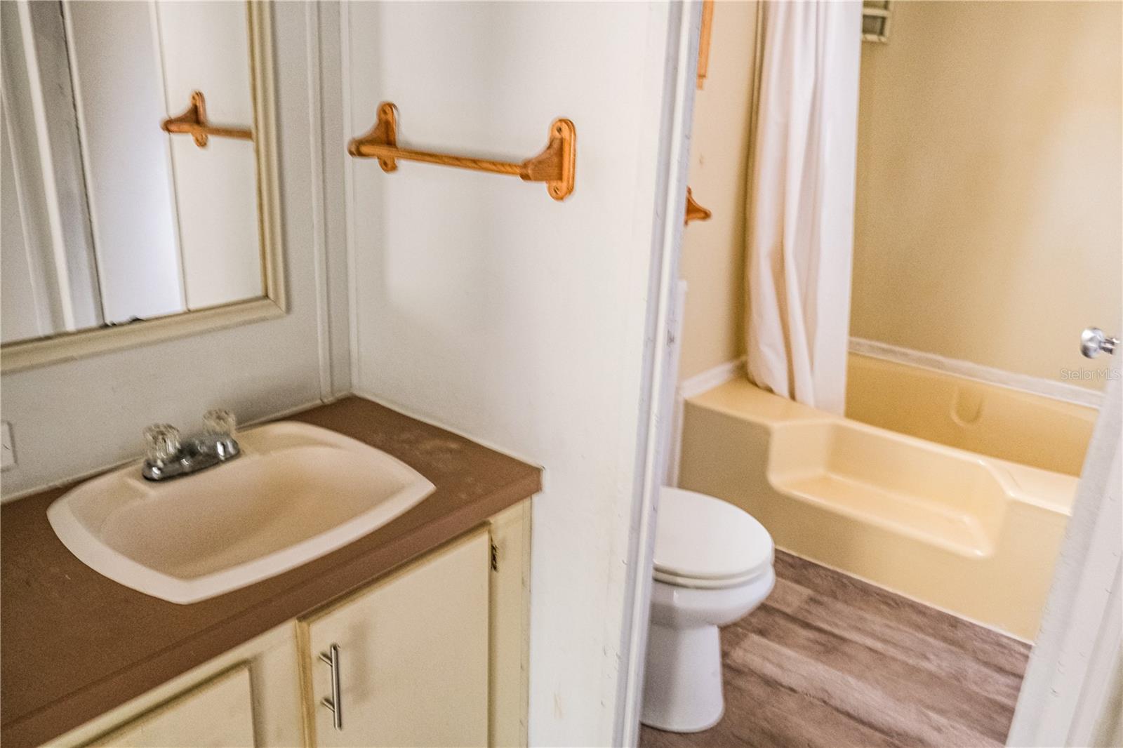 GULF HWY LAND UNIT 10 UNREC - Residential