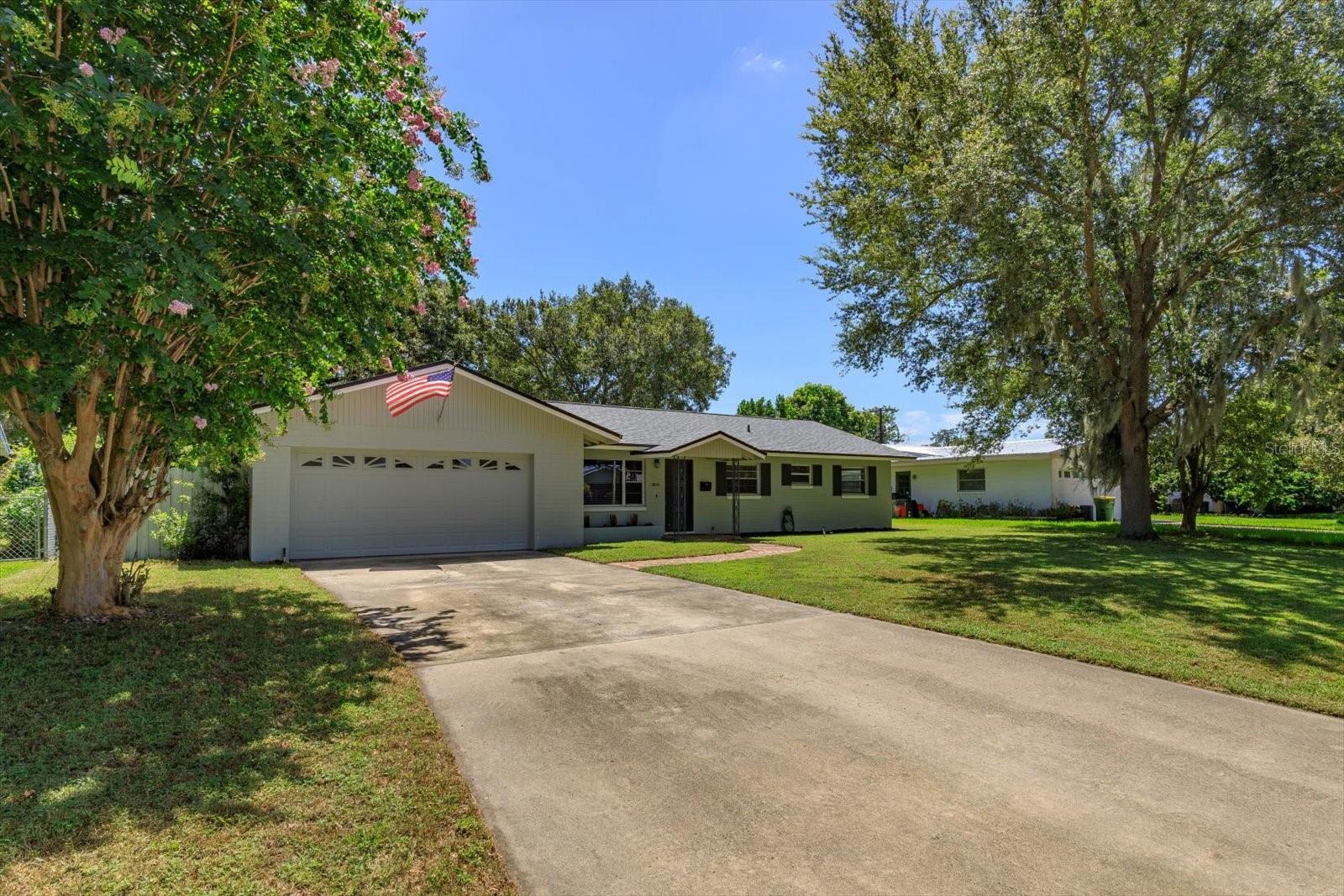 View BELLE ISLE, FL 32812 house