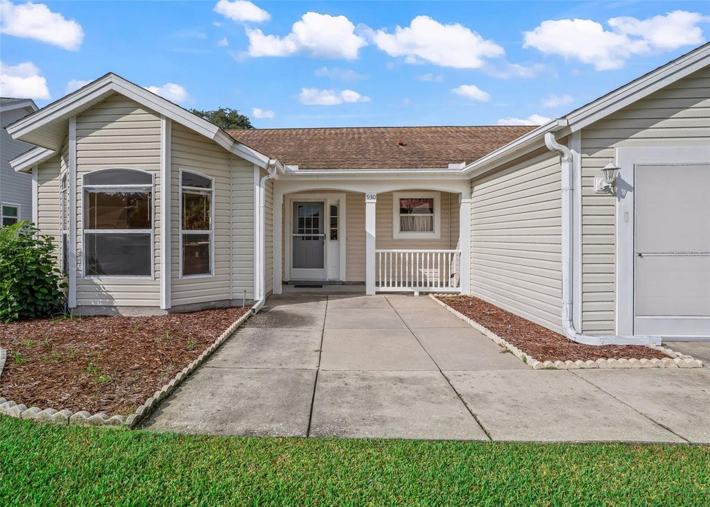 Photo of 930 Ramos Drive, The Villages, FL 32159 (MLS # G5118929)