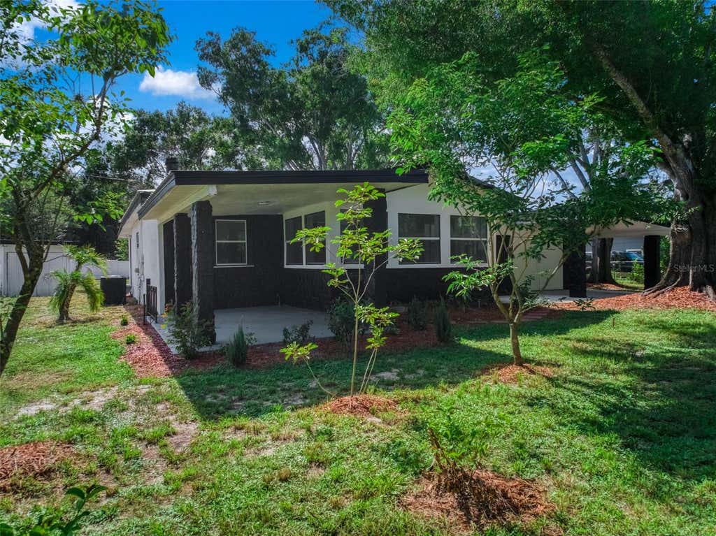 Photo of 201 Brooks Road, Frostproof, FL 33843 (MLS # A4702035)