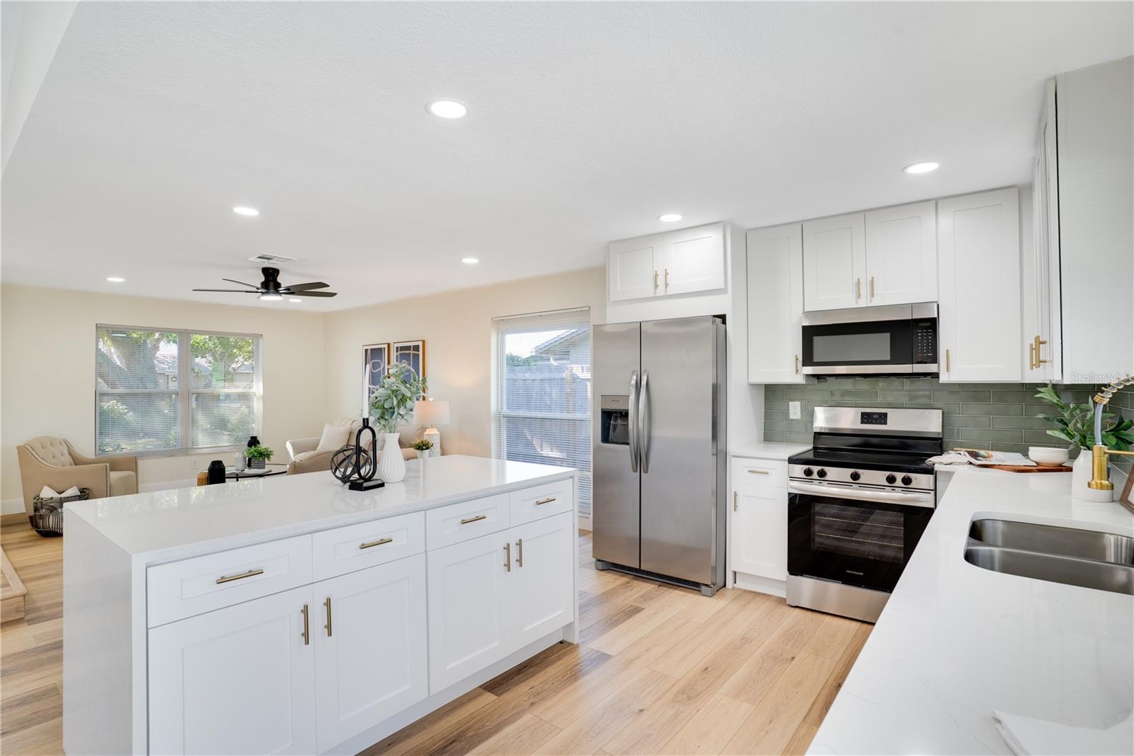 DEL PRADO IMPERIAL - Residential