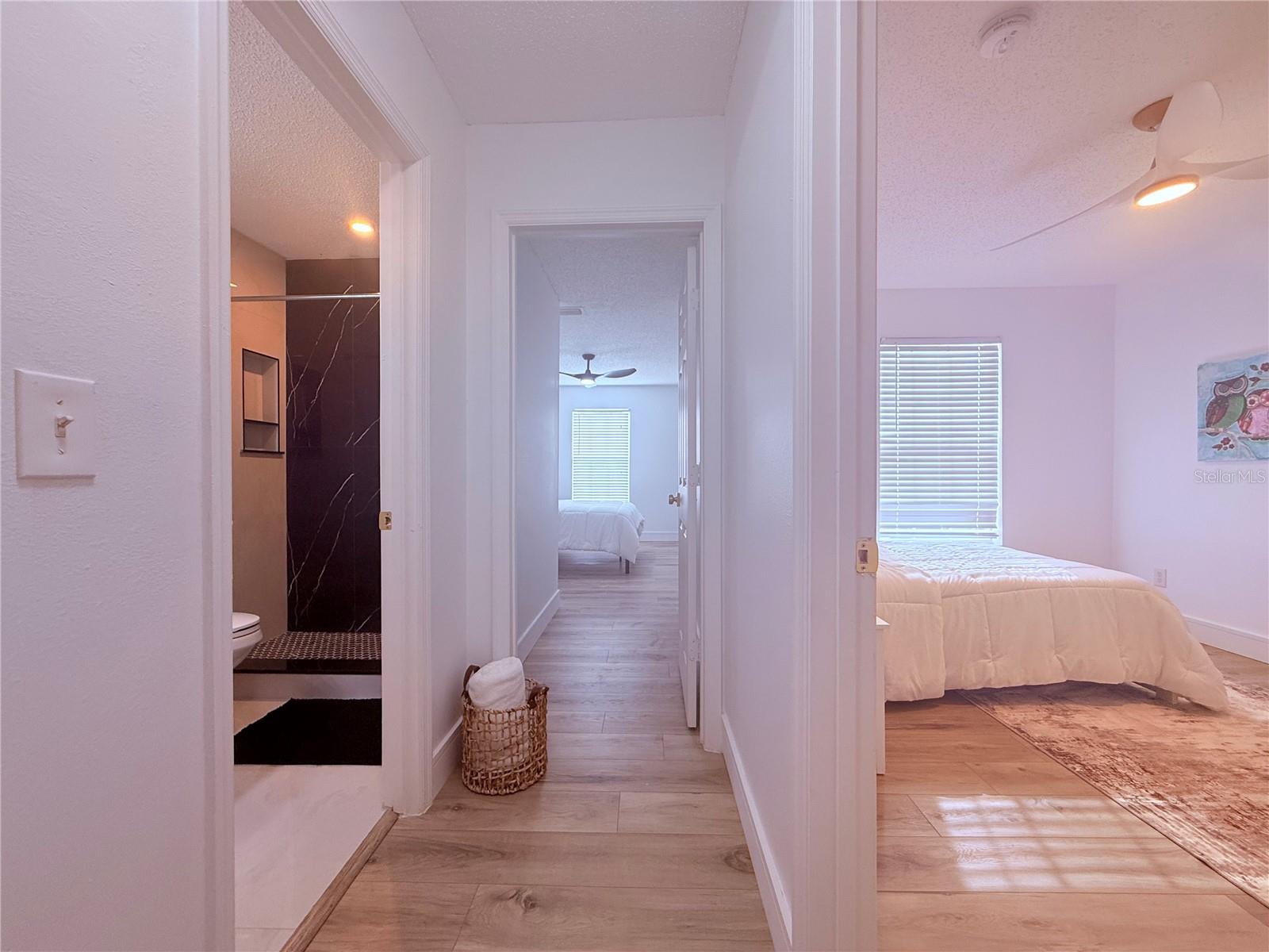 EDGEWATER AT GRAND OAKS PH 01 - Residential Lease