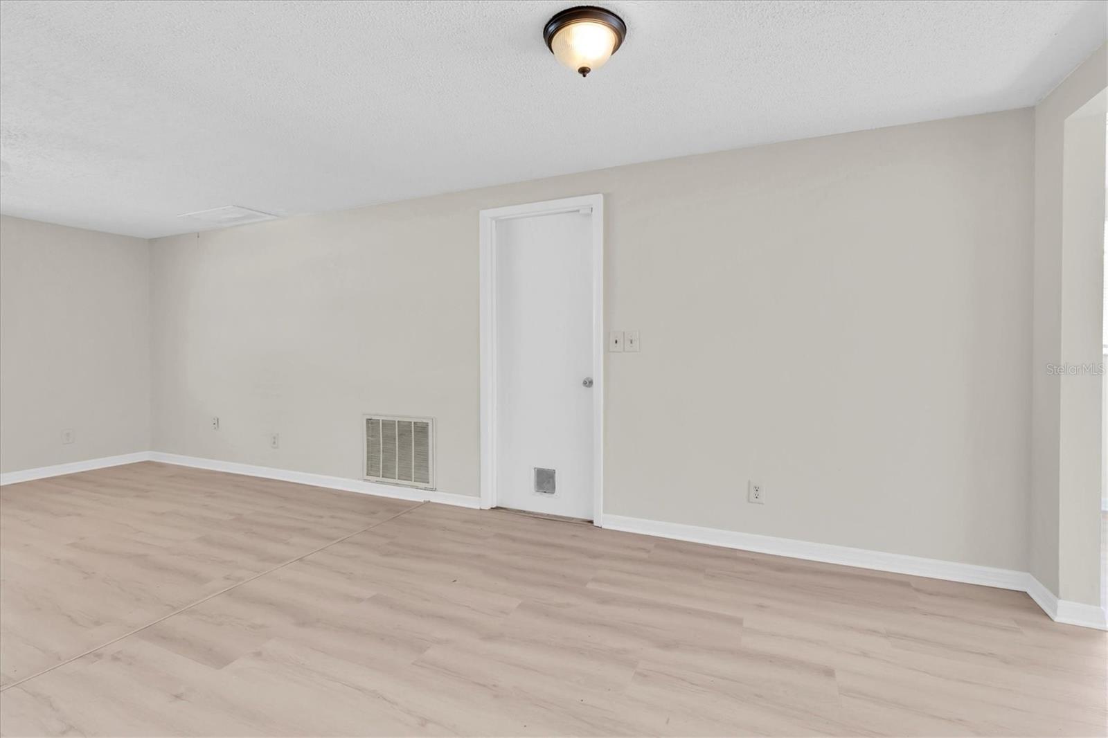 TAHITIAN DEV - Residential