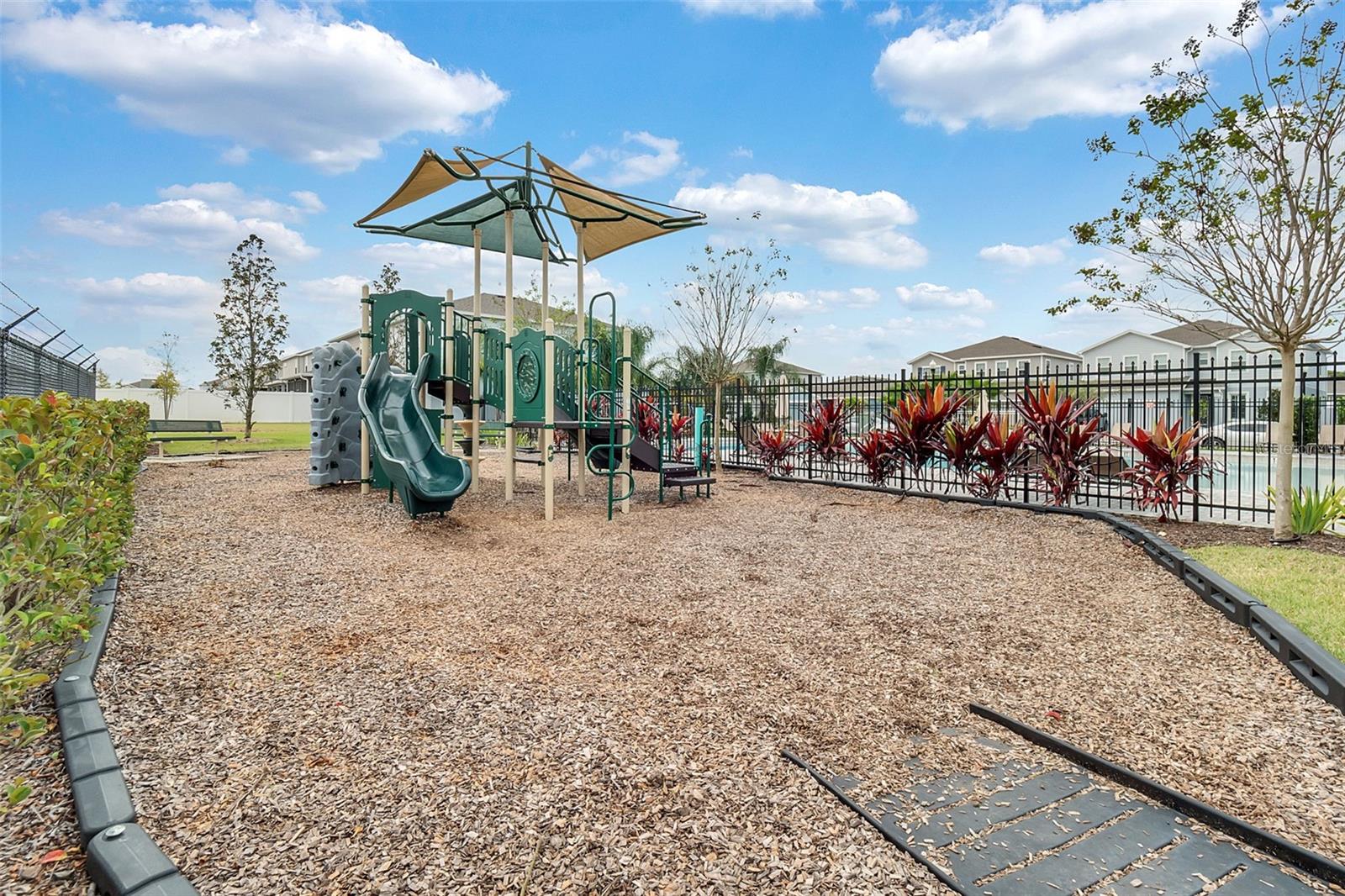 EAGLE CRK VILLAGE I - Residential