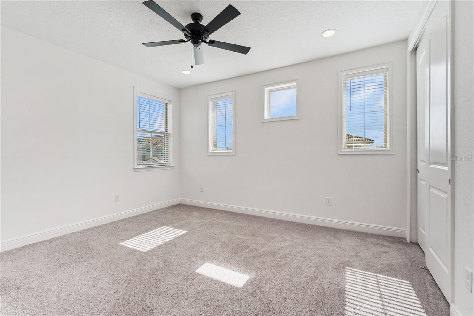 EAGLE CRK VILLAGE I - Residential