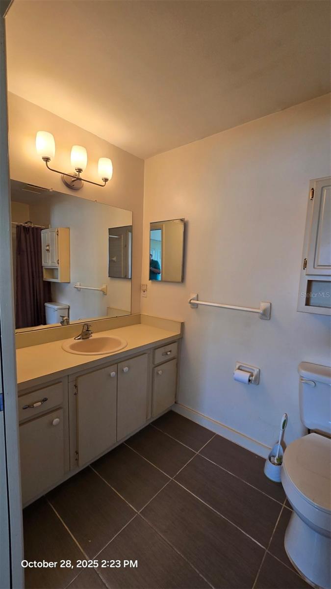 FAIRFIELD C CONDO - Residential