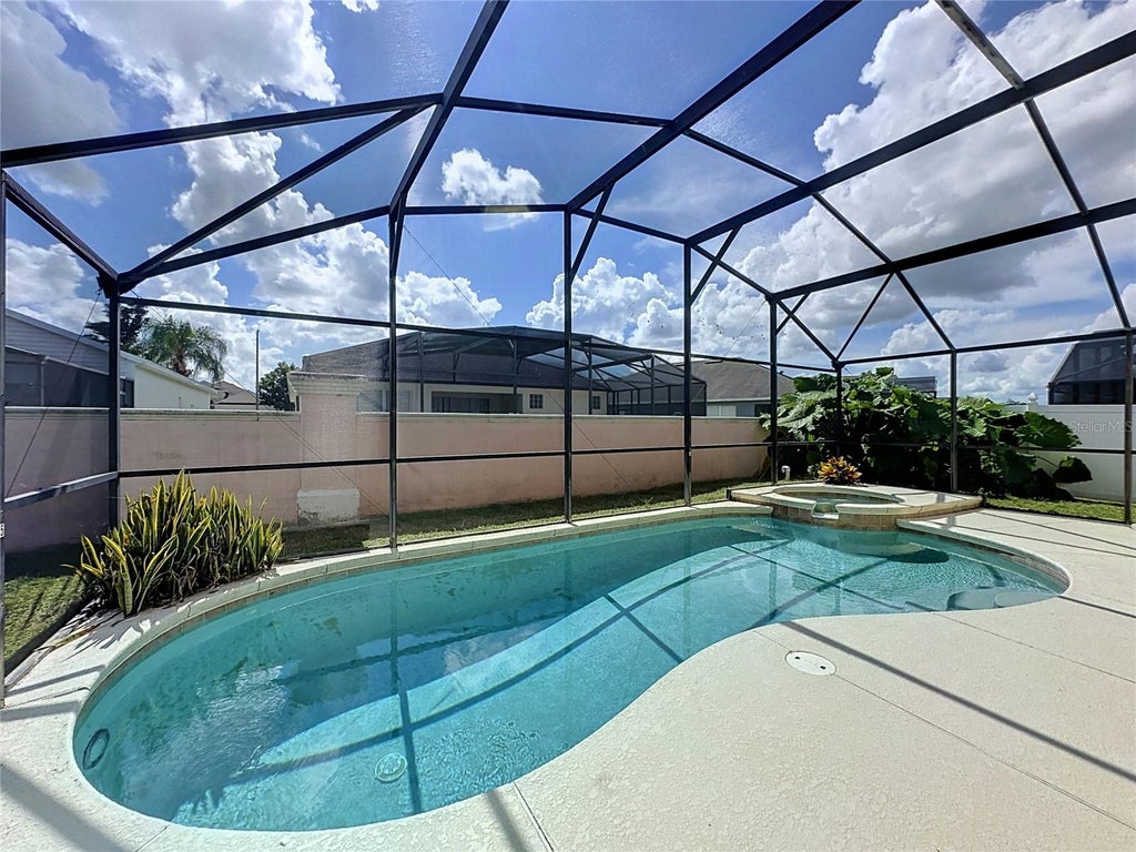 Photo of 2647 Oneida Loop, Kissimmee, FL 34747 (MLS # S5157517)