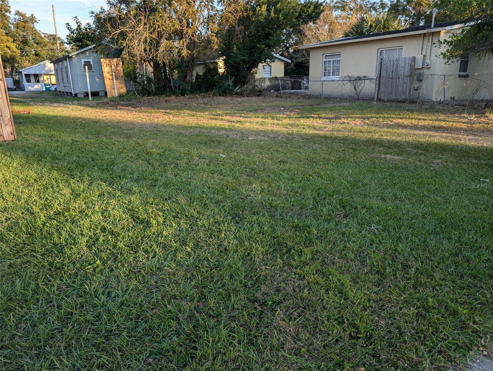 WESTERN TERRACE ADD - Land