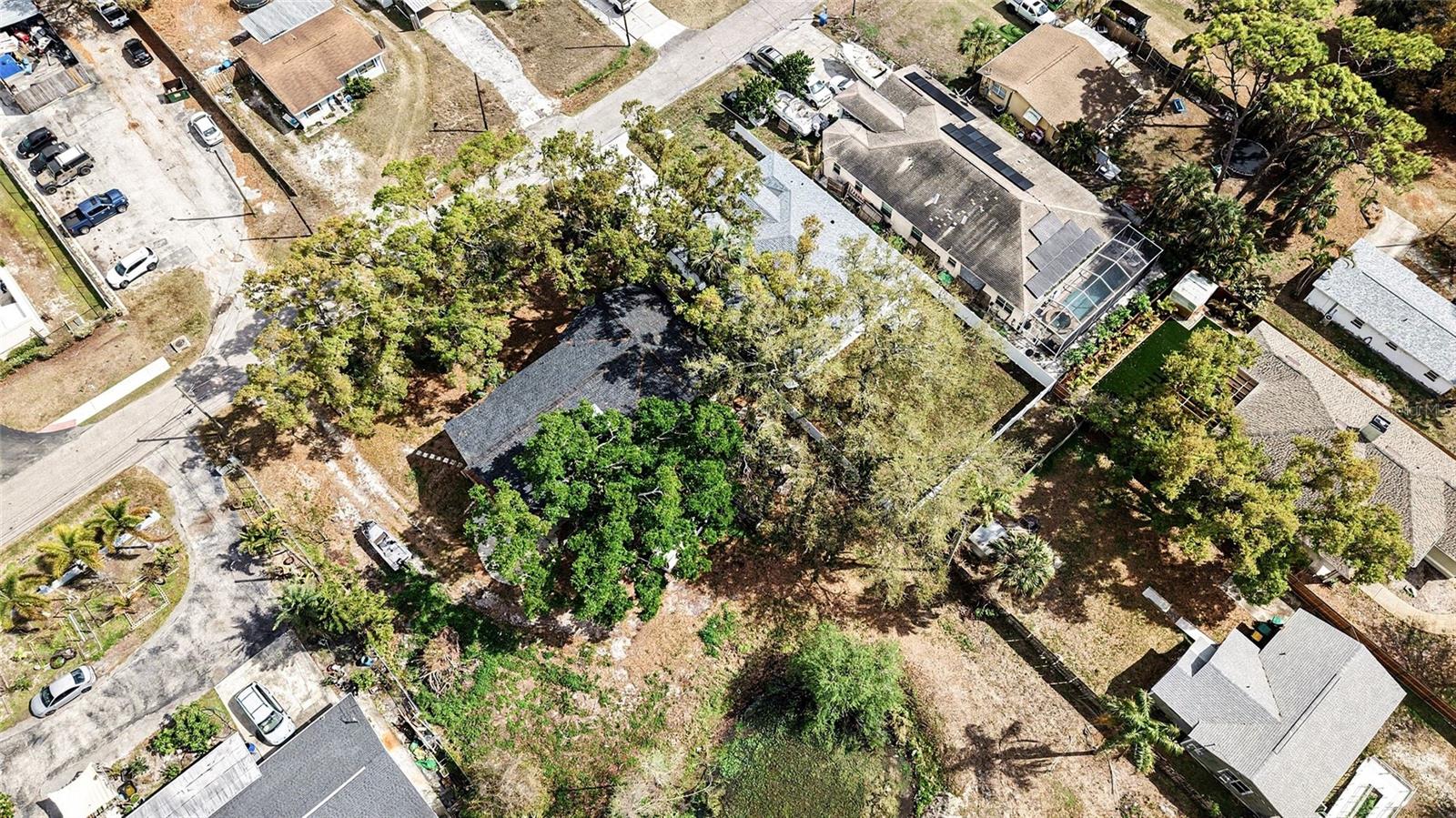 PINE KNOLL - Residential