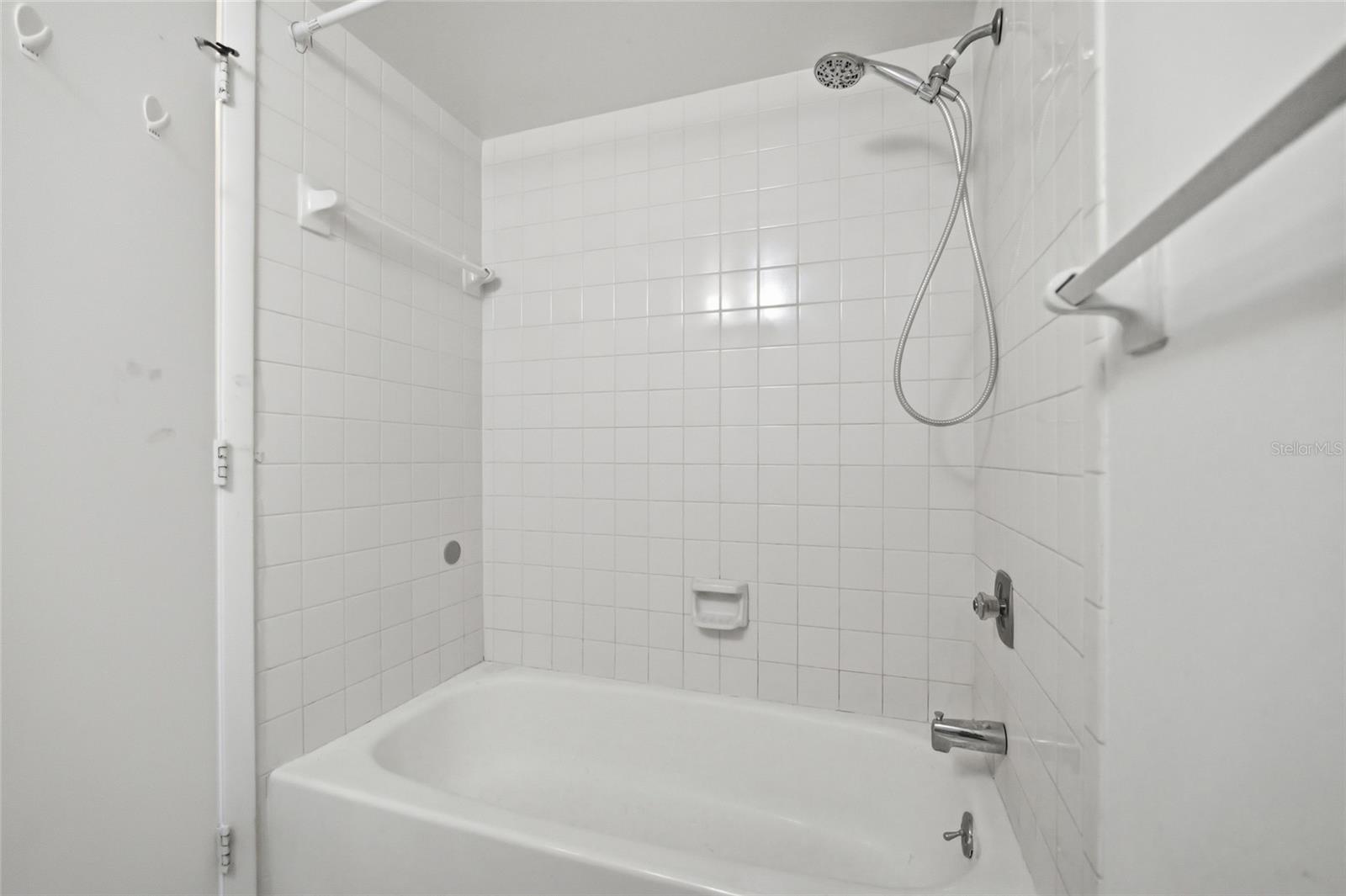 EAST LAKE WOODLANDS CYPRESS ESTATES - Residential