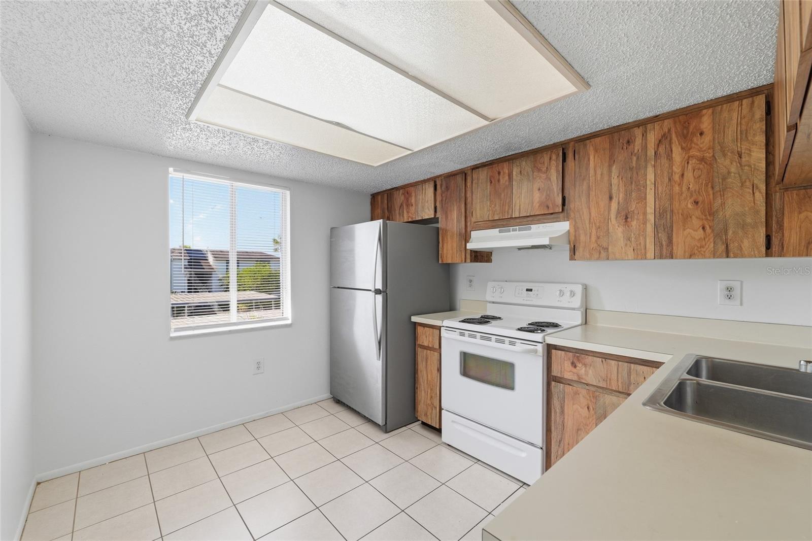 EAST LAKE WOODLANDS CYPRESS ESTATES - Residential