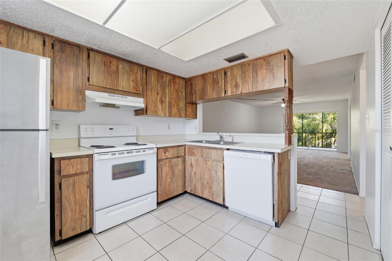 EAST LAKE WOODLANDS CYPRESS ESTATES - Residential