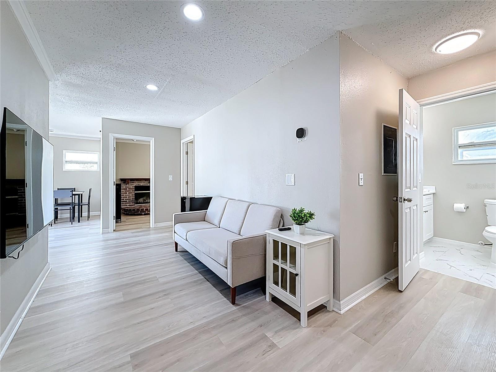 MEINKE H A - Residential