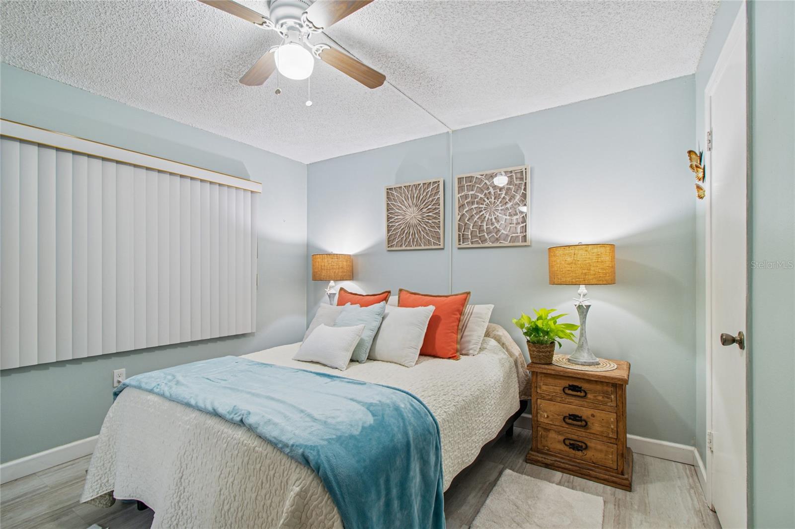 CROSSWINDS COLONY ONE CONDO - Residential