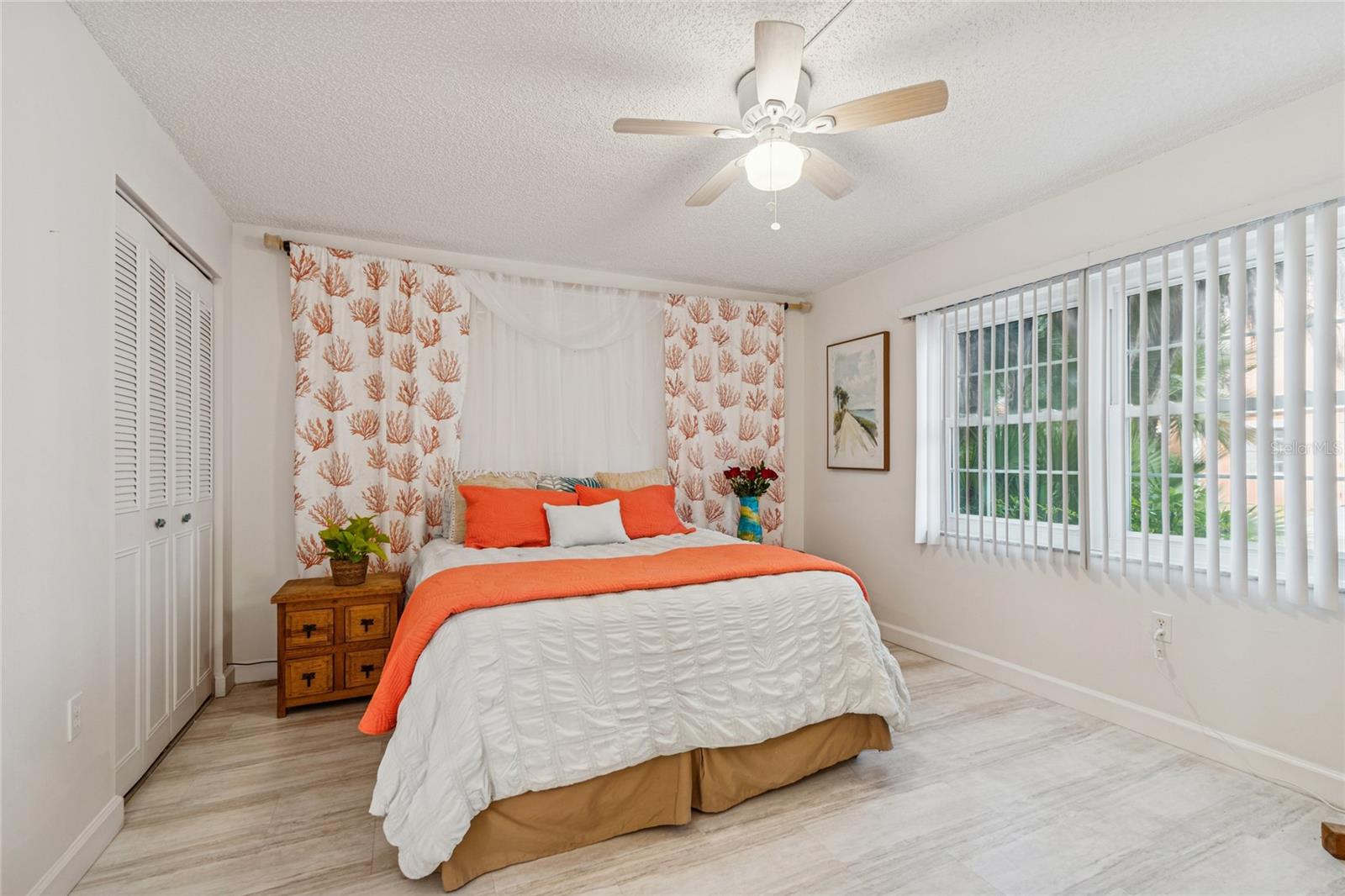 CROSSWINDS COLONY ONE CONDO - Residential