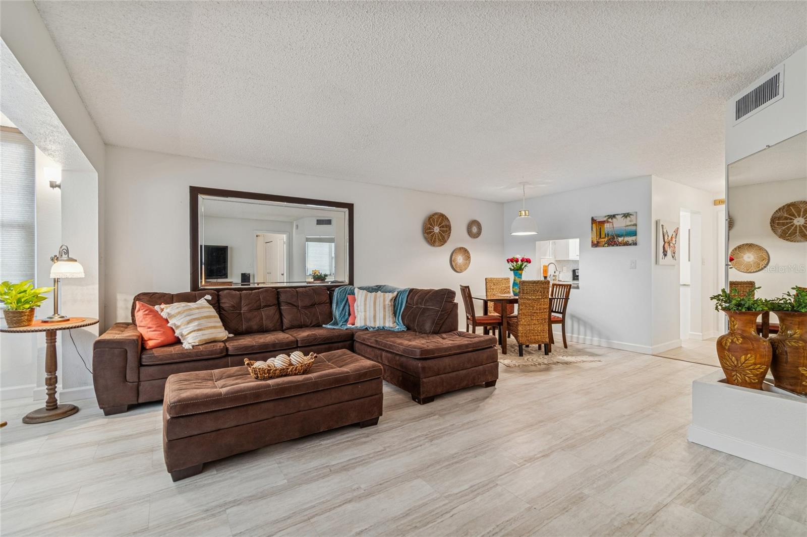 CROSSWINDS COLONY ONE CONDO - Residential