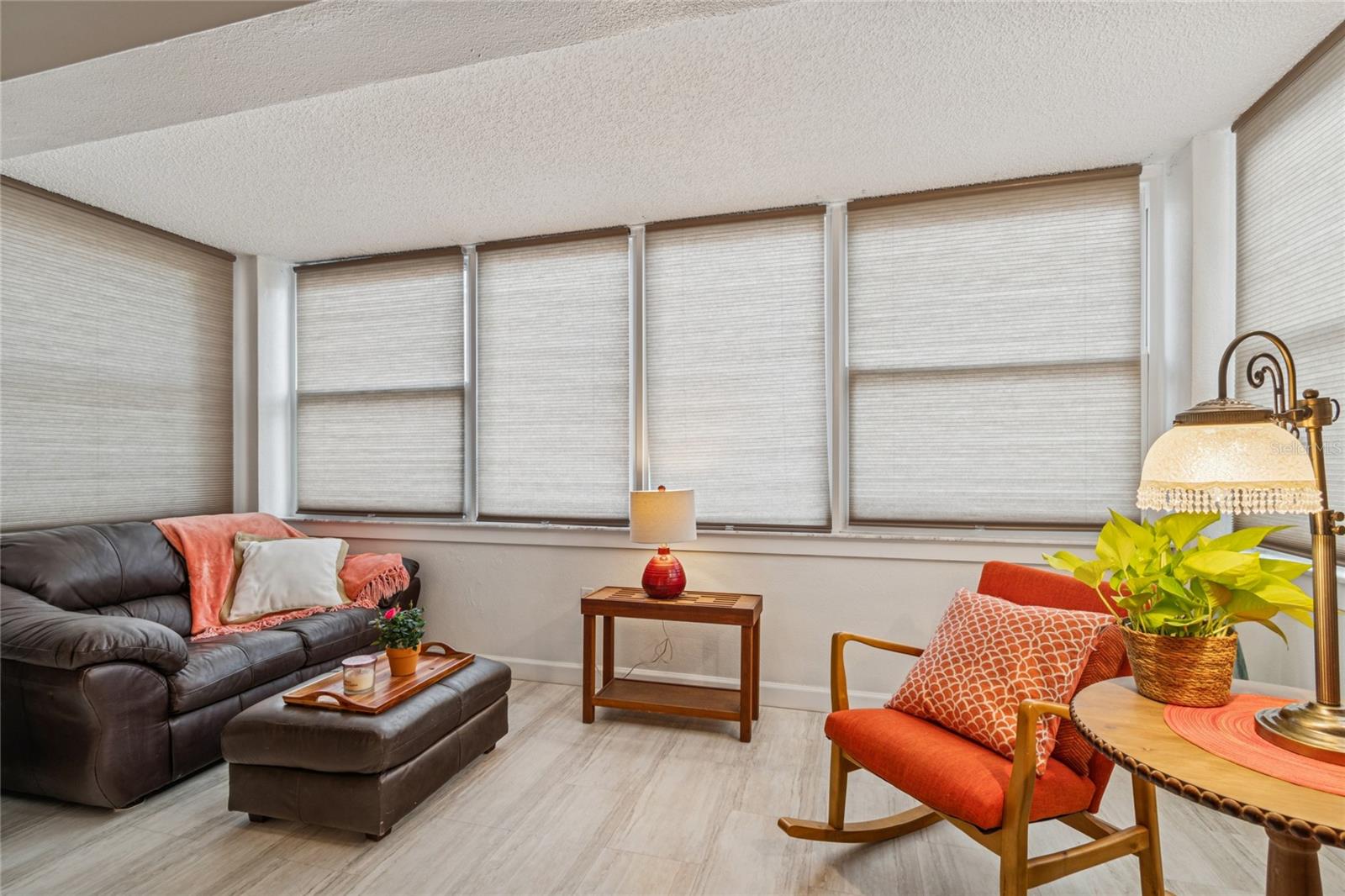 CROSSWINDS COLONY ONE CONDO - Residential