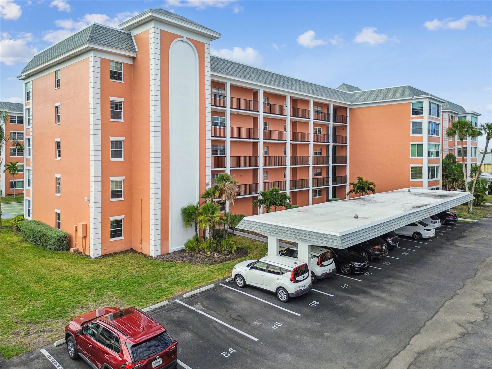 CROSSWINDS COLONY ONE CONDO - Residential